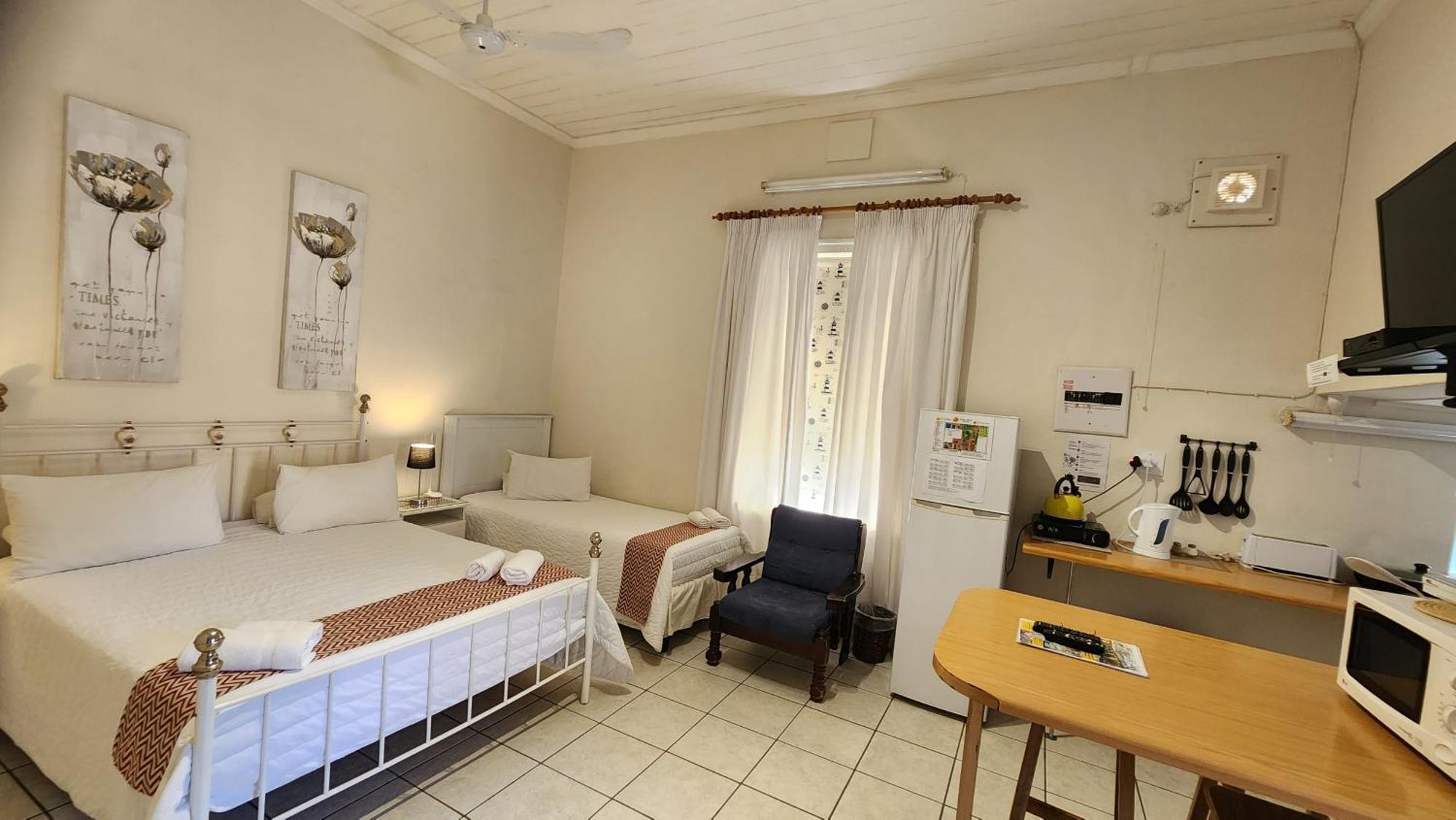 Country Village Graaff-Reinet Exterior foto