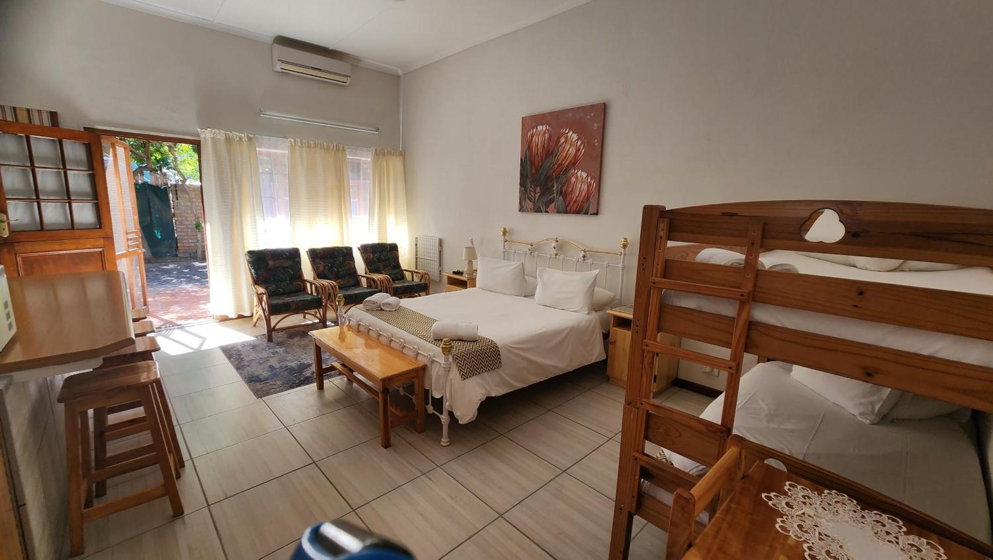 Country Village Graaff-Reinet Exterior foto