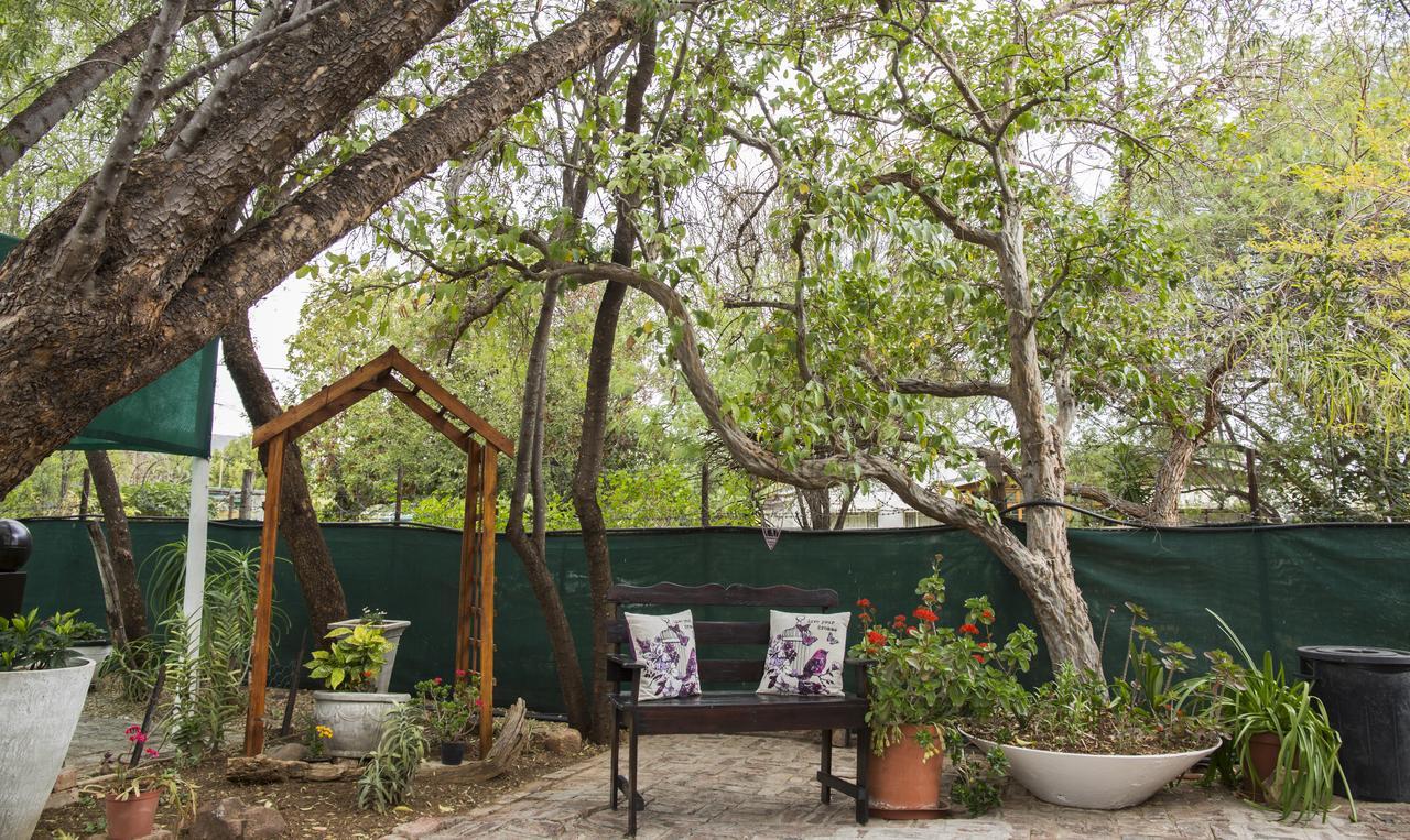 Country Village Graaff-Reinet Exterior foto